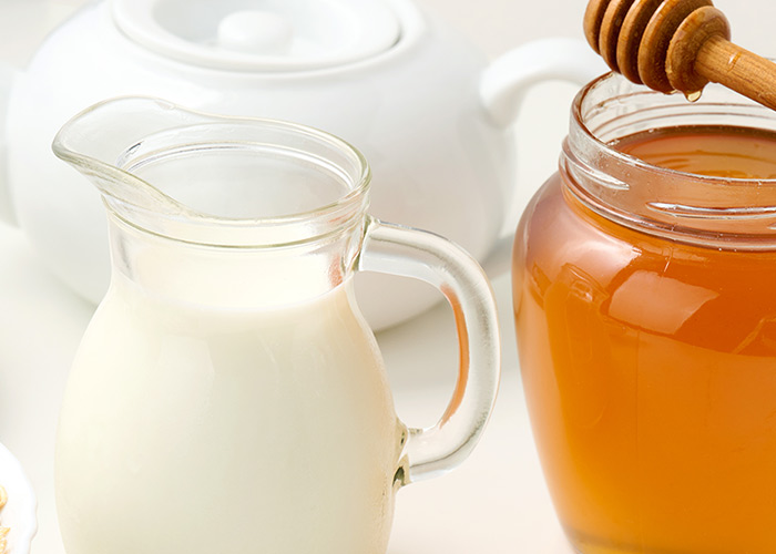 Mel e leite podem ser aliados do sono