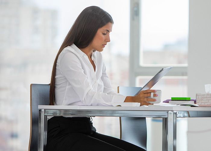 Permanecer sentado por longos períodos