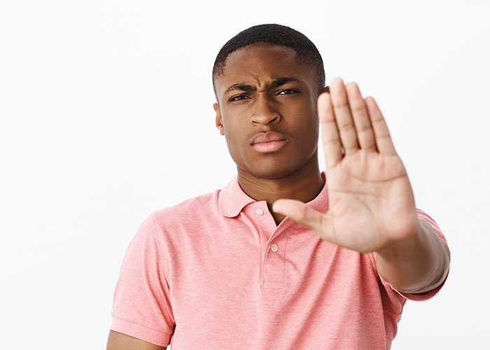 Positividade tóxica é mecanismo de negação