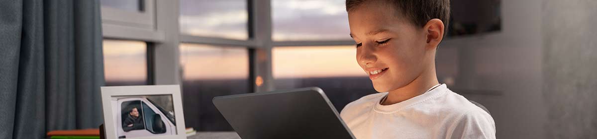 Uso de telas e a saúde das crianças