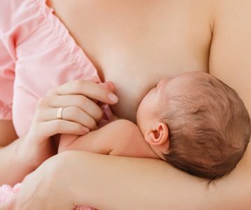 destaque-nutricao-super-saudavel-aleitamento-materno-e-essencial-para-a-saude-dos-bebes Amamentar é ótimo para mães e bebês