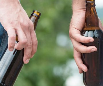 Lesão hepática alcoólica crônica