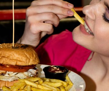 destaque-super-saudavel-nutricao-compulsao-alimentar Compulsão alimentar é um transtorno