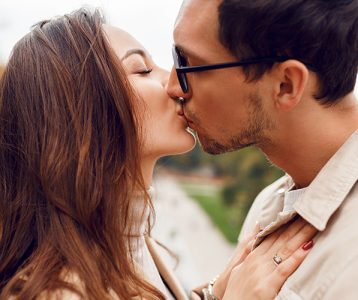 super-saudavel-vida-saudavel-os-efeitos-beneficos-do-beijo-para-o-cerebro Neurotransmissores e hormônios